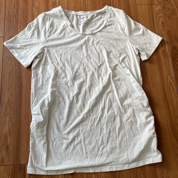 H&M Maternity T-Shirt - Picture 2 of 6